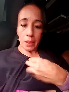 Snapshot of Coeur_de_luxure chatting on 03.03.25 Coeur de luxure online show from 03.03.25