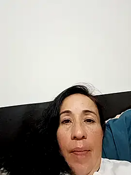 Snapshot of Coeur_de_luxure chatting on 03.10.25 Coeur de luxure online show from 03.10.25