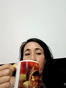 Snapshot of Coeur_de_luxure chatting on 03.16.25 Coeur de luxure online show from 03.16.25