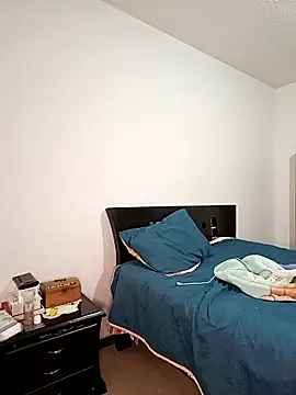 Snapshot of Coeur_de_luxure chatting on 03.18.25 Coeur de luxure online show from 03.18.25