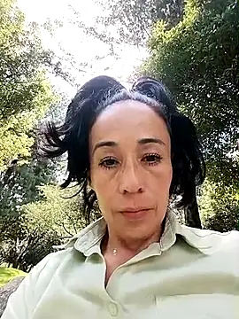 Snapshot of Coeur_de_luxure chatting on 03.21.25 Coeur de luxure online show from 03.21.25