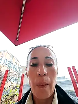 Snapshot of Coeur_de_luxure chatting on 03.22.25 Coeur de luxure online show from 03.22.25