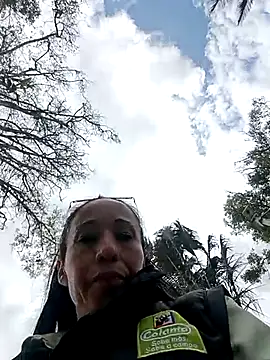 Snapshot of Coeur_de_luxure chatting on 09.13.25 Coeur de luxure online show from 09.13.25