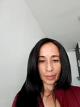 Snapshot of Coeur_de_luxure chatting on 10.01.25 Coeur de luxure online show from 10.01.25