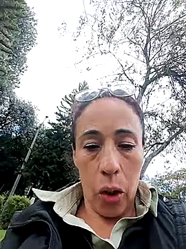 Snapshot of Coeur_de_luxure chatting on 11.28.25 Coeur de luxure online show from 11.28.25