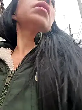 Snapshot of Coeur_de_luxure chatting on 12.05.25 Coeur de luxure online show from 12.05.25