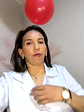 Mrsvictoriaaa online show from 02.19.25