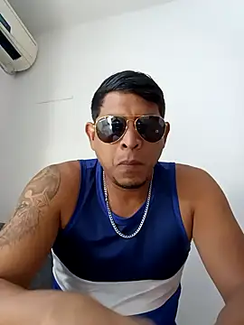 Snapshot of Odin-2121 chatting on 02.17.25 Odin-2121 online show from 02.17.25