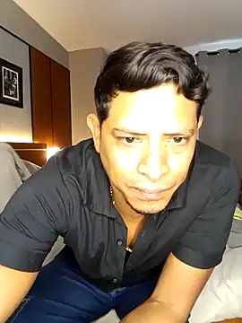 Snapshot of Odin-2121 chatting on 02.25.25 Odin-2121 online show from 02.25.25