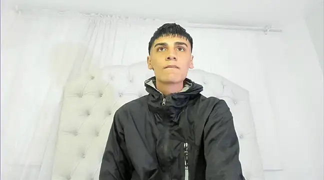 Snapshot of frank_jhonsson chatting on 03.07.25 frank jhonsson online show from 03.07.25