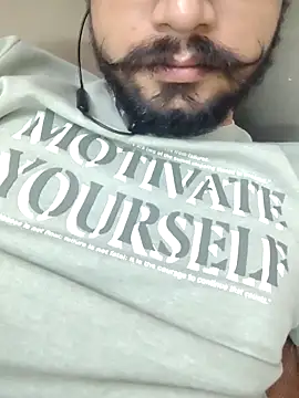 Snapshot of yourindianfellow chatting on 10.04.25 yourindianfellow online show from 10.04.25