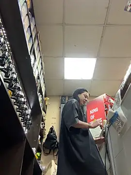 AlishaPrettyBlade online show from 09.20.25