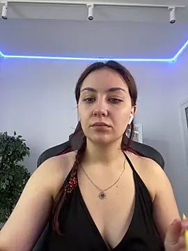 AshleySkott  online show from 09.21.25