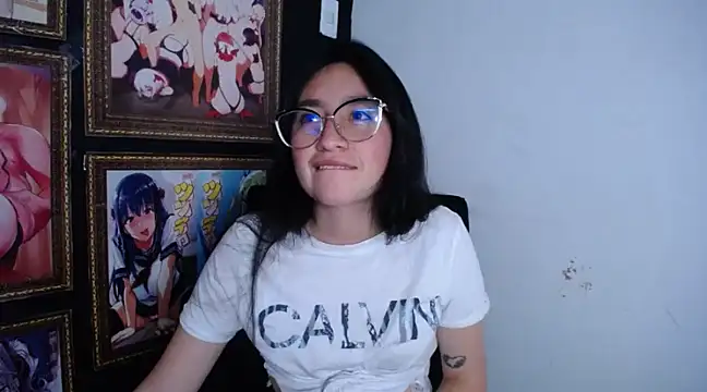 Snapshot of Arielle_lov chatting on 02.16.25 Arielle lov online show from 02.16.25