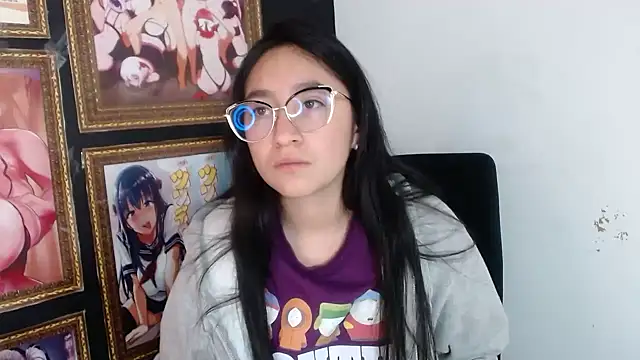 Snapshot of Arielle_lov chatting on 03.04.25 Arielle lov online show from 03.04.25