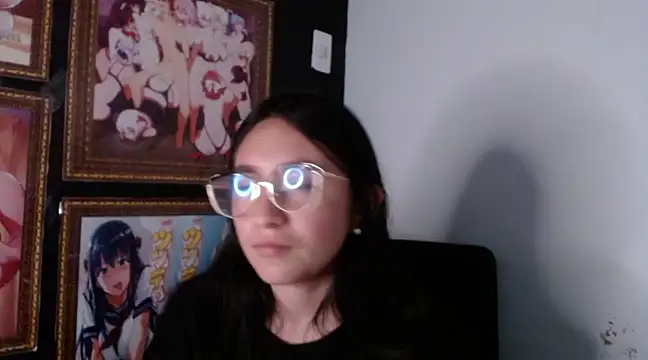 Snapshot of Arielle_lov chatting on 03.05.25 Arielle lov online show from 03.05.25