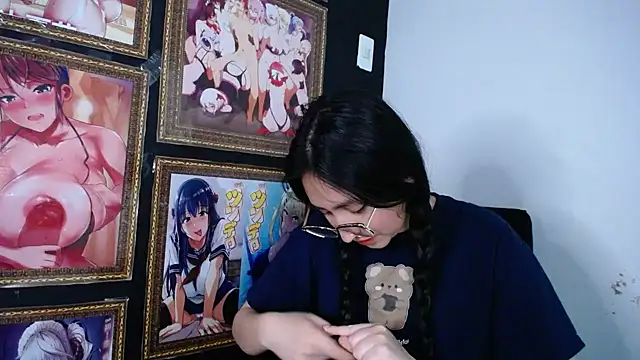 Snapshot of Arielle_lov chatting on 03.06.25 Arielle lov online show from 03.06.25