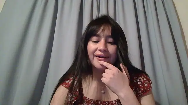 Snapshot of Arielle_lov chatting on 01.18.26 Arielle lov online show from 01.18.26