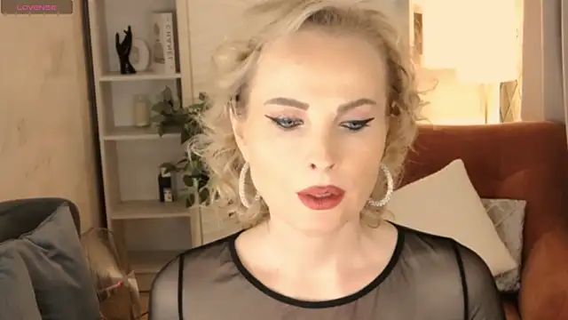 Sandra Kind online show from 03.08.26