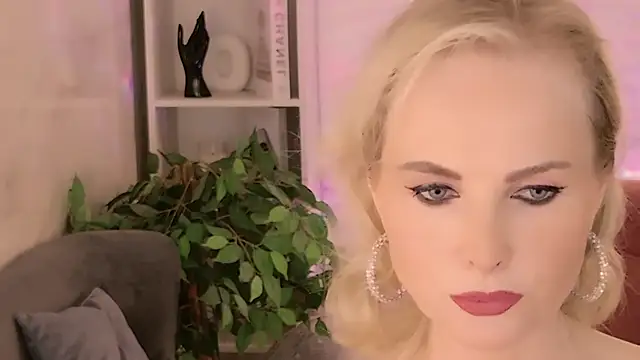Sandra Kind online show from 06.05.26