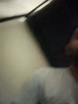 Snapshot of Sottkti chatting on 11.08.25 Sottkti online show from 11.08.25