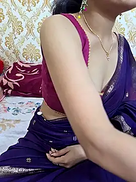 Snapshot of RealcoupleP chatting on 09.15.25 RealcoupleP online show from 09.15.25