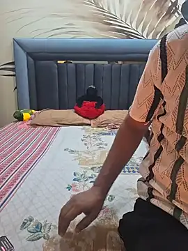 Snapshot of RealcoupleP chatting on 02.11.26 RealcoupleP online show from 02.11.26