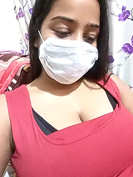 Snapshot of COZY_ROZI chatting on 09.18.25 COZY ROZI online show from 09.18.25