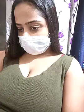 Snapshot of COZY_ROZI chatting on 11.17.25 COZY ROZI online show from 11.17.25