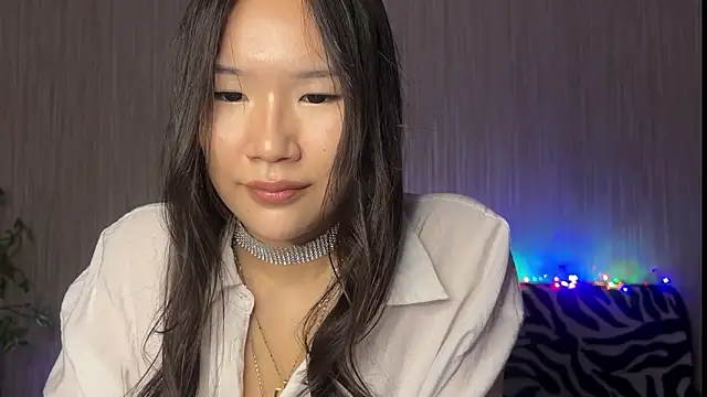 Asian Vi online show from 03.09.25