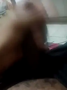 Delavia online show from 02.25.25