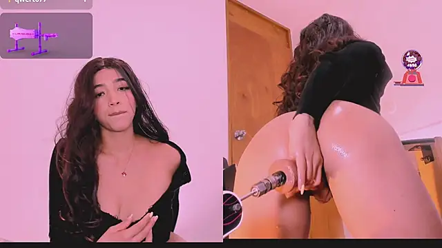 Snapshot of Karol_Rossee chatting on 10.20.25 Karol Rossee online show from 10.20.25