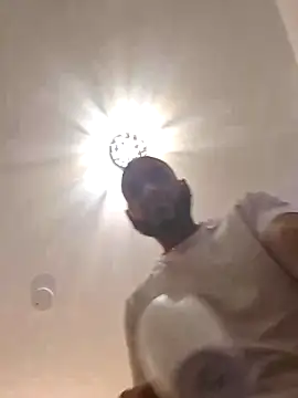 Snapshot of Mrnutella chatting on 02.27.25 Mrnutella online show from 02.27.25