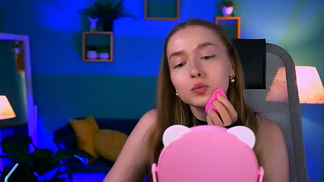 Snapshot of JenniferGraces chatting on 09.10.25 JenniferGraces online show from 09.10.25