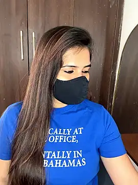 Sexy Madhuri Bhabhi online show from 03.13.26