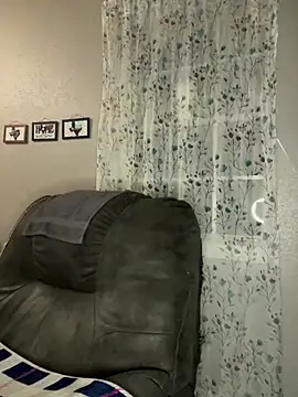 HTXBELLE online show from 02.15.26