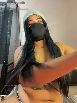 Snapshot of Louli_ta chatting on 02.11.26 Louli ta online show from 02.11.26