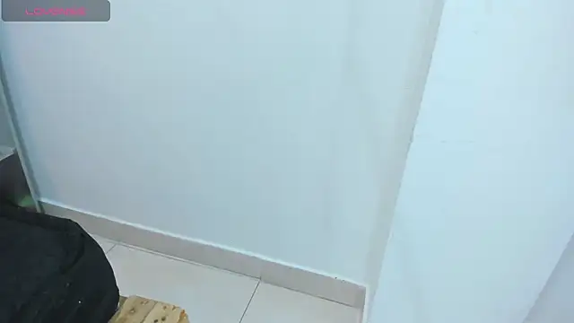 Snapshot of candy_rogeers chatting on 03.12.25 candy rogeers online show from 03.12.25