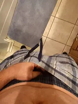 Cummaker69 online show from 11.28.25