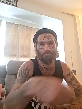 Snapshot of AmerikanDadd317 chatting on 03.27.26 AmerikanDadd317 online show from 03.27.26