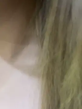 Rihana Milan online show from 03.11.25