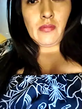 Snapshot of Lobitasexiii chatting on 11.30.25 Lobitasexiii online show from 11.30.25