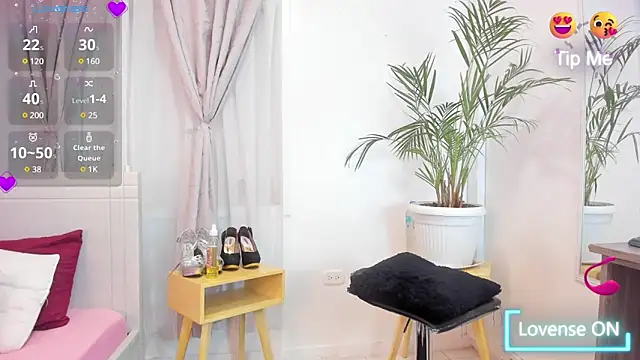 Snapshot of aitana_garcia_ chatting on 03.22.25 aitana garcia online show from 03.22.25