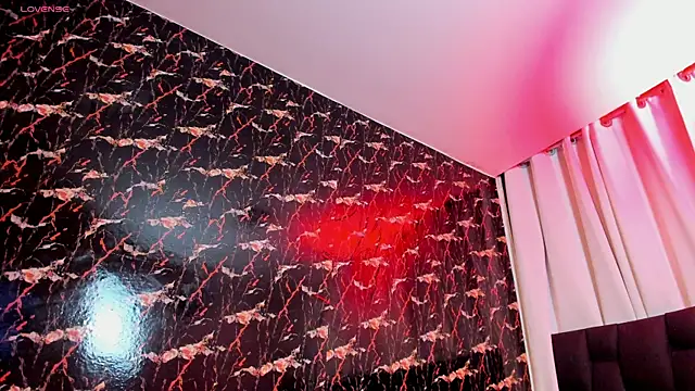 Snapshot of aitana_garcia_ chatting on 09.21.25 aitana garcia online show from 09.21.25