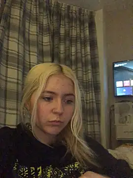 Blondie Sofia Essexbabe online show from 03.17.25