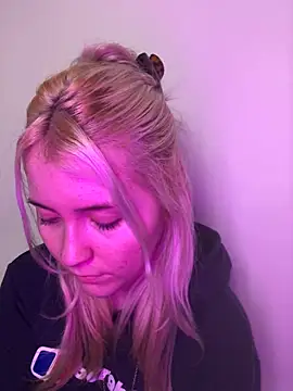 Blondie Sofia Essexbabe online show from 03.08.26