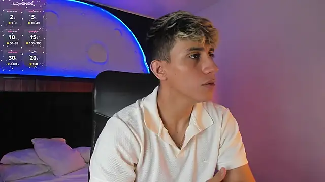 Allex Cano online show from 02.28.25