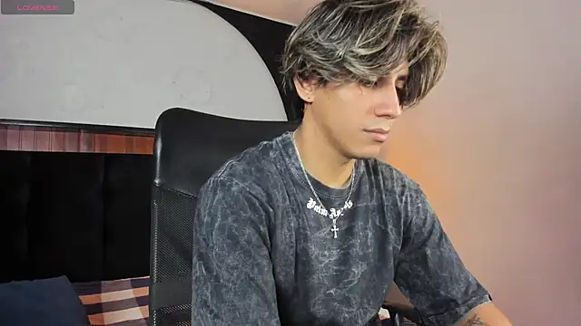 Allex Cano online show from 09.12.25