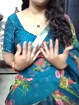 Snapshot of suthas99 chatting on 11.01.25 suthas99 online show from 11.01.25