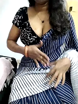 Snapshot of suthas99 chatting on 12.02.25 suthas99 online show from 12.02.25